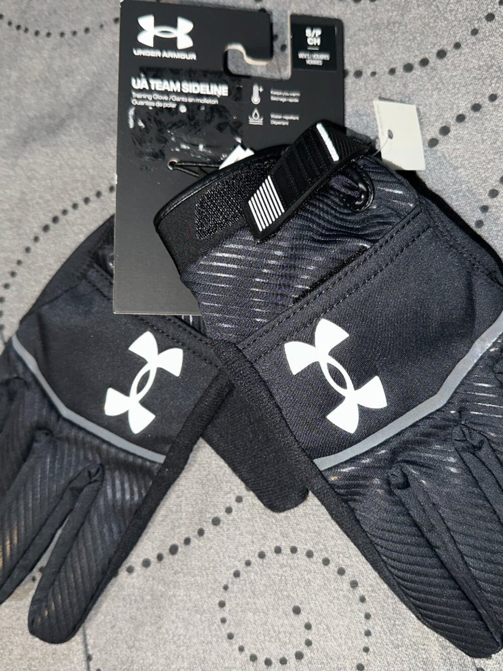 UNDER ARMOUR INFRARED COLDGEAR #001 BLACK TEAM SIDELINE GLOVES SIZE S MEN $50.00